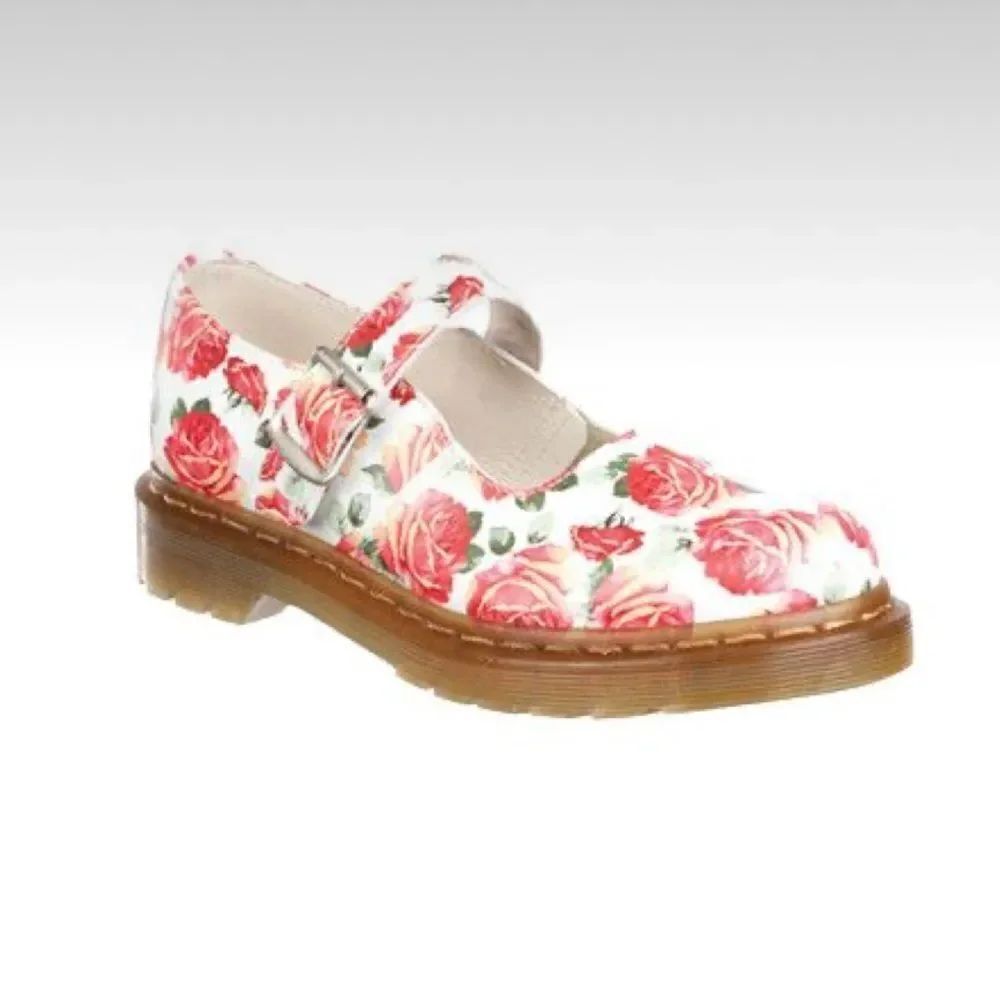 Doc Martens 5026 Mary Jane Valentine Rose Special Edition Sz 6